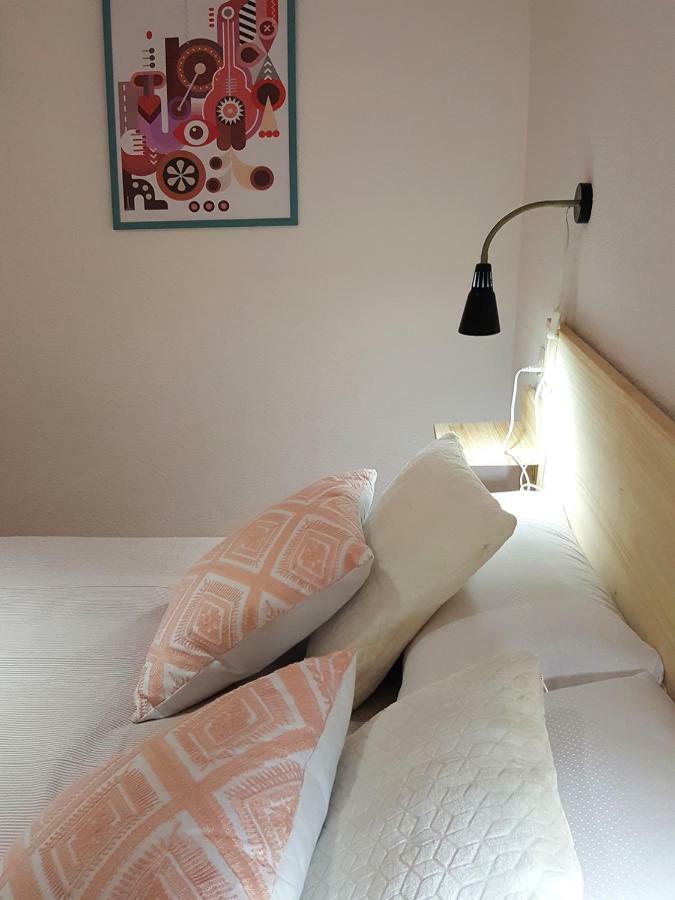 Roseia Apartamentos Гранада Екстер'єр фото