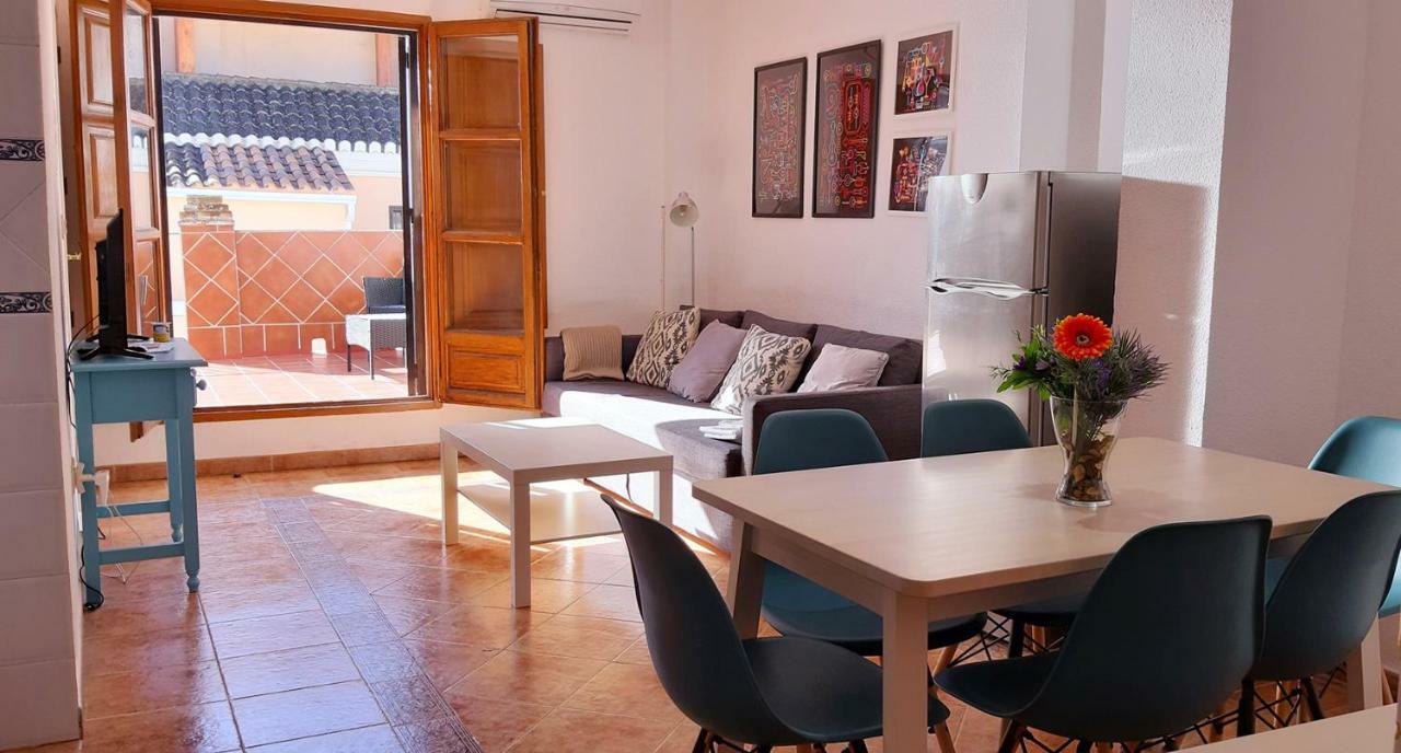 Roseia Apartamentos Гранада Екстер'єр фото